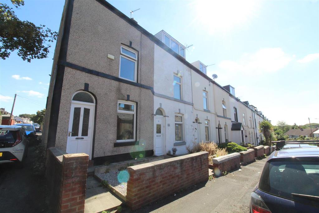 Hough Lane, Bromley Cross, Bolton 3 bed end of terrace house £750 pcm