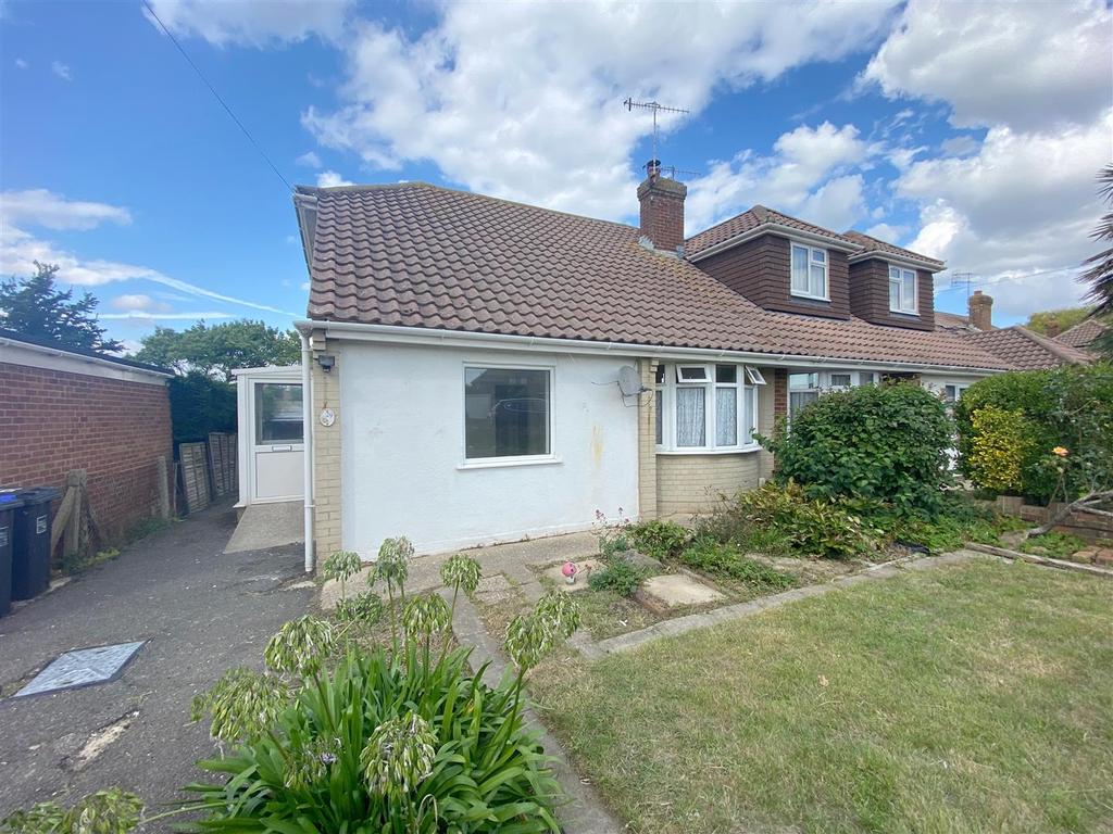 Sackville Crescent, Worthing 2 bed semidetached bungalow for sale £