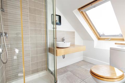 5 Cornwallis Avenue, Bristol, BS8 4PP