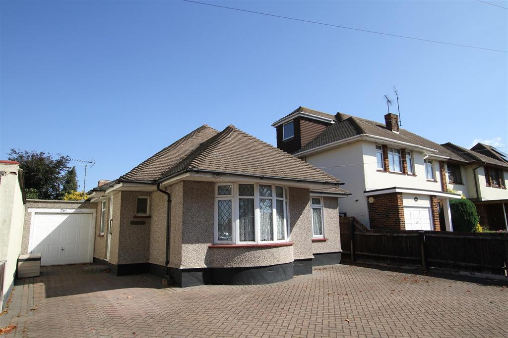 Prittlewell Chase, WestcliffOnSea 2 bed detached bungalow £400,000