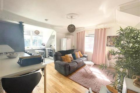 3 bedroom flat for sale - Denman Drive, Liverpool, L6 7UF