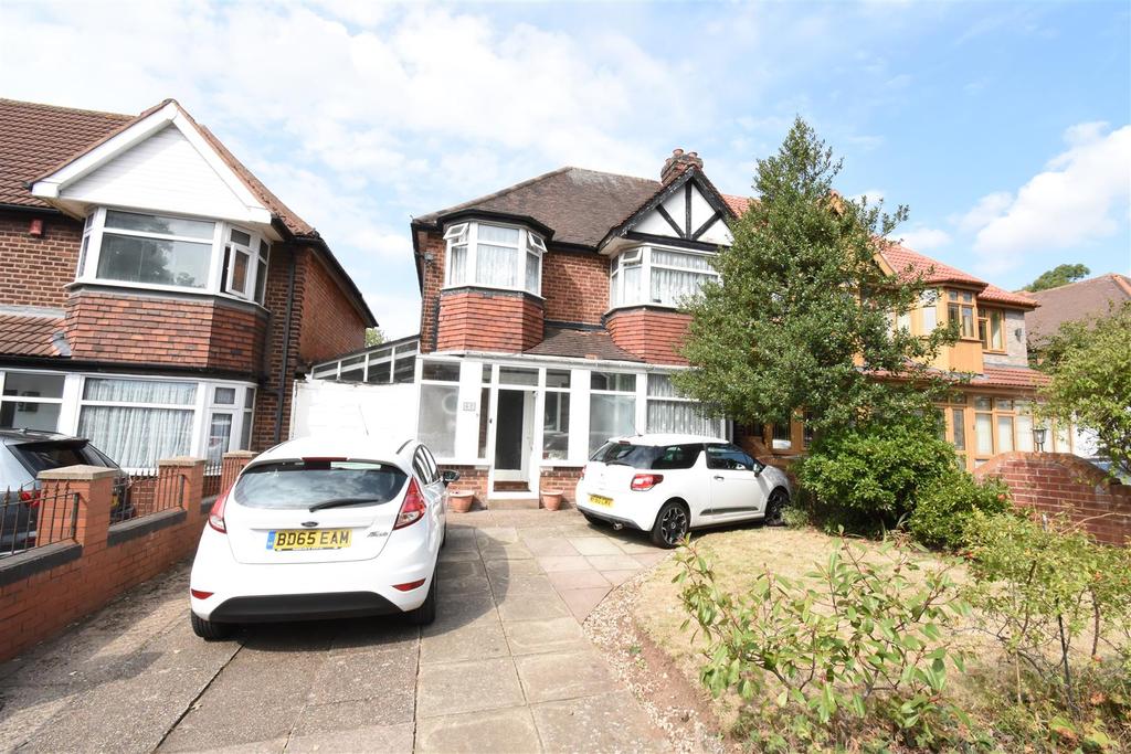 Radstock Avenue, Hodge Hill, Birmingham 3 bed semidetached house £319,950