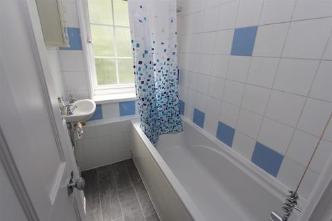 64 Bluehouse Road, London, E4 6HT