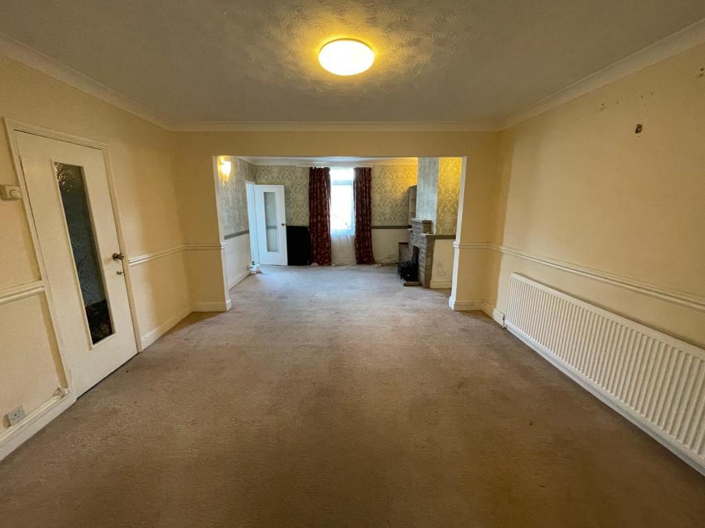 Wellingborough Road, Earls Barton... 2 bed terraced house £225,000