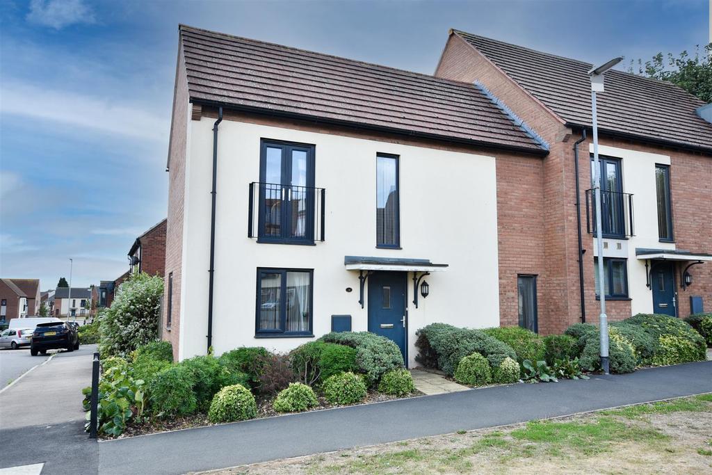 Neptune Road, Wellingborough 3 bed end of terrace house £267,500