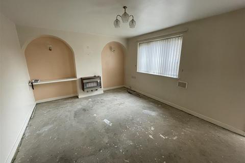 1 bedroom apartment for sale, 15 Holm Oak, Rhosddu Road, Wrexham