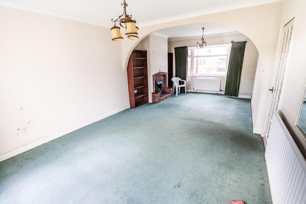 Winfield Road, Nuneaton 3 bed end of terrace house £189,950