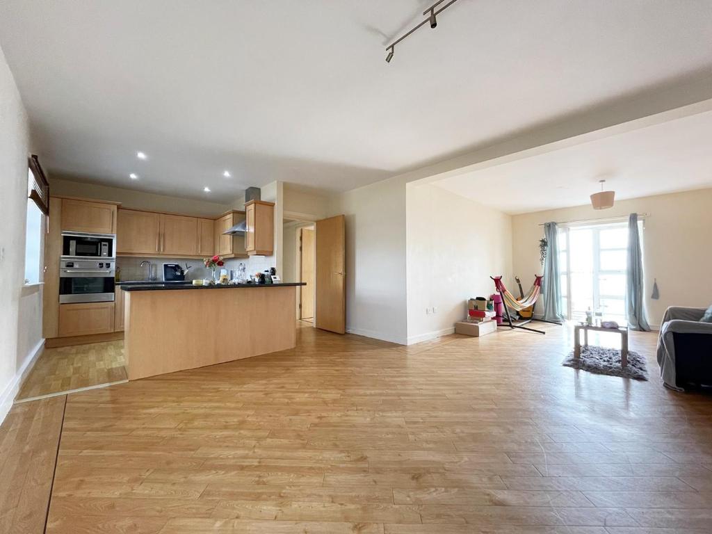 Mariners Point, Marina, Hartlepool 2 bed apartment £90,000