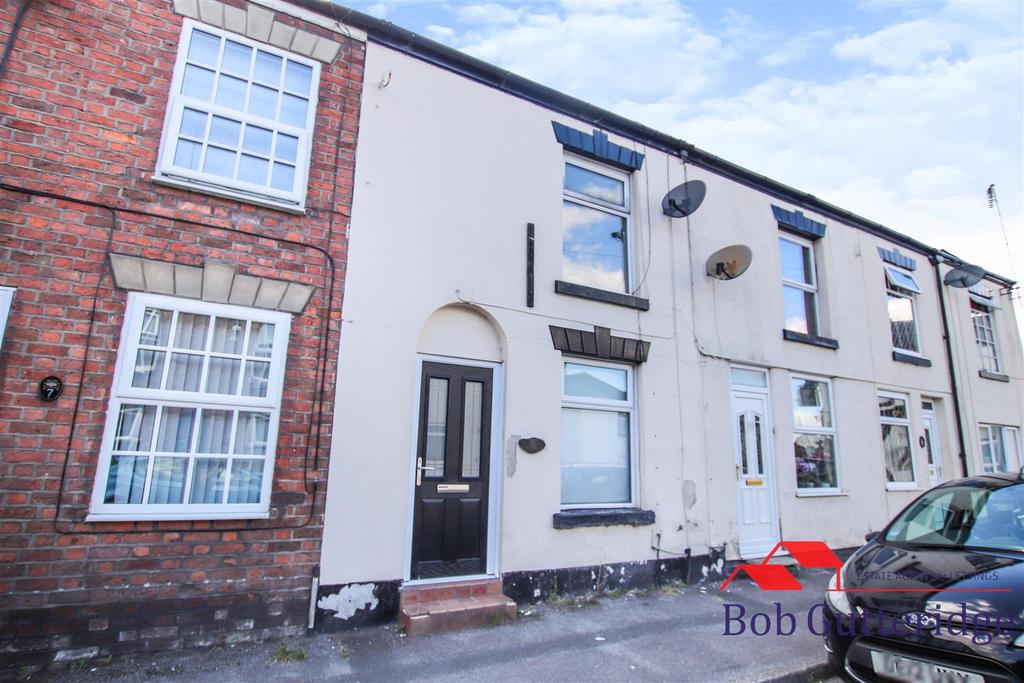 Brown Street, Macclesfield, Cheshire 2 bed terraced house £155,000