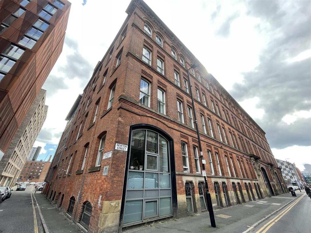 The Wentwood, 76 Newton Street... 1 bed apartment £140,000
