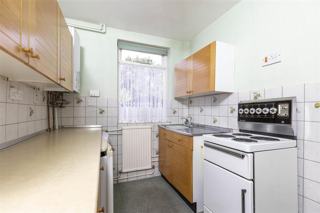 Fitted kitchen