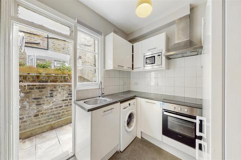 3 bedroom flat to rent, Leighton Gardens, Kensal Rise, London