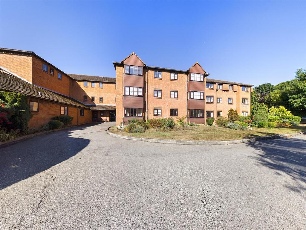 Oakfields, Lychpit, Basingstoke 1 bed retirement property £110,000
