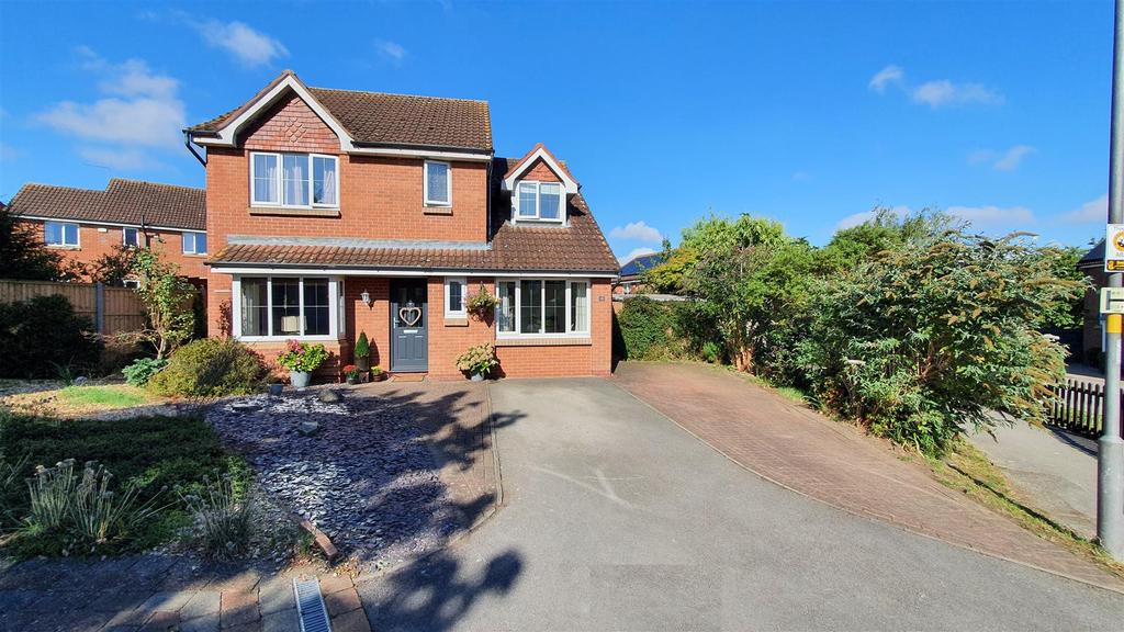 Bluebell Bank, Bingham 4 bed detached house £430,000