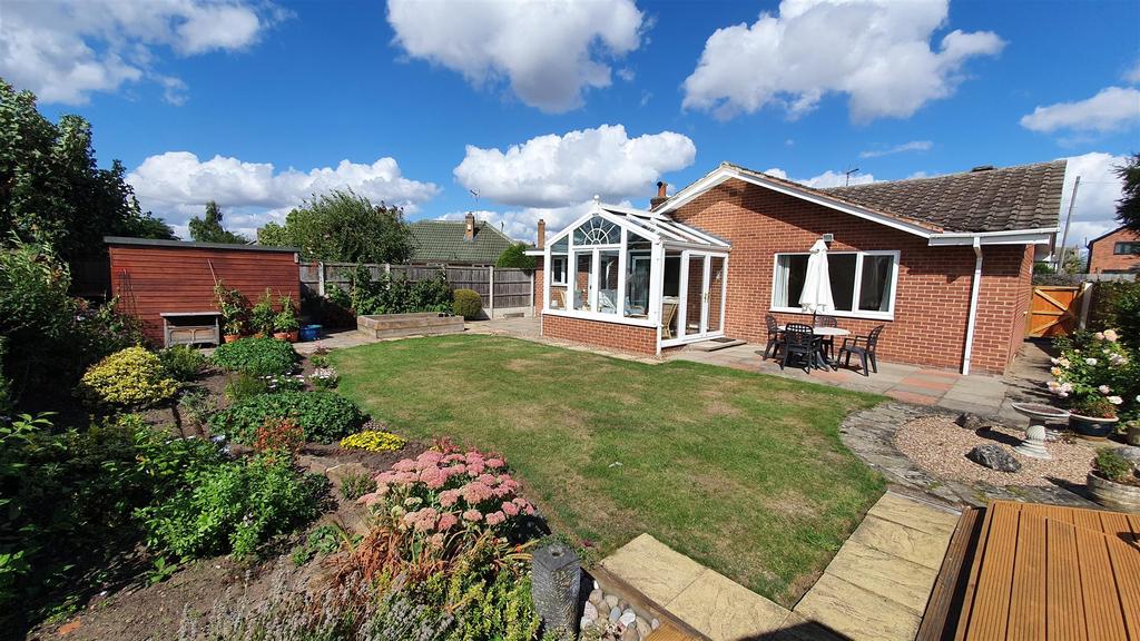 Cogley Lane, Bingham 4 bed detached bungalow £450,000