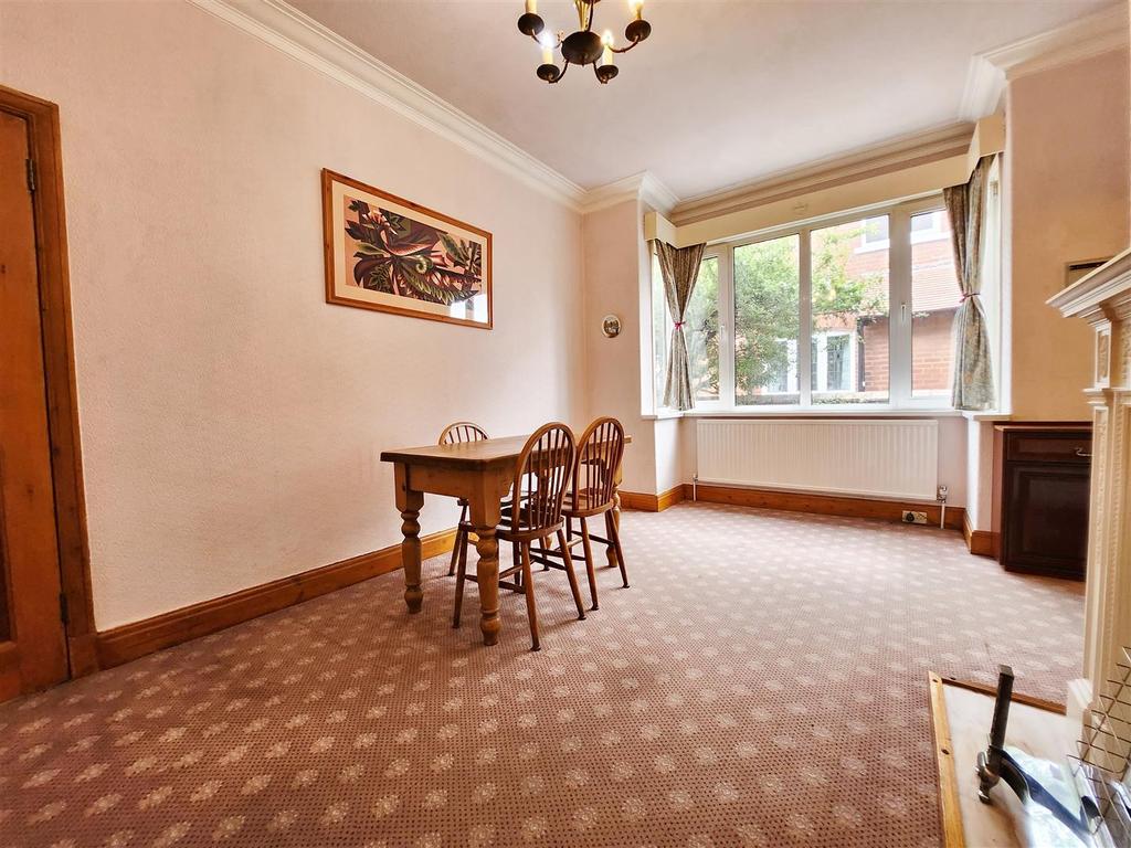 Breakfast room
