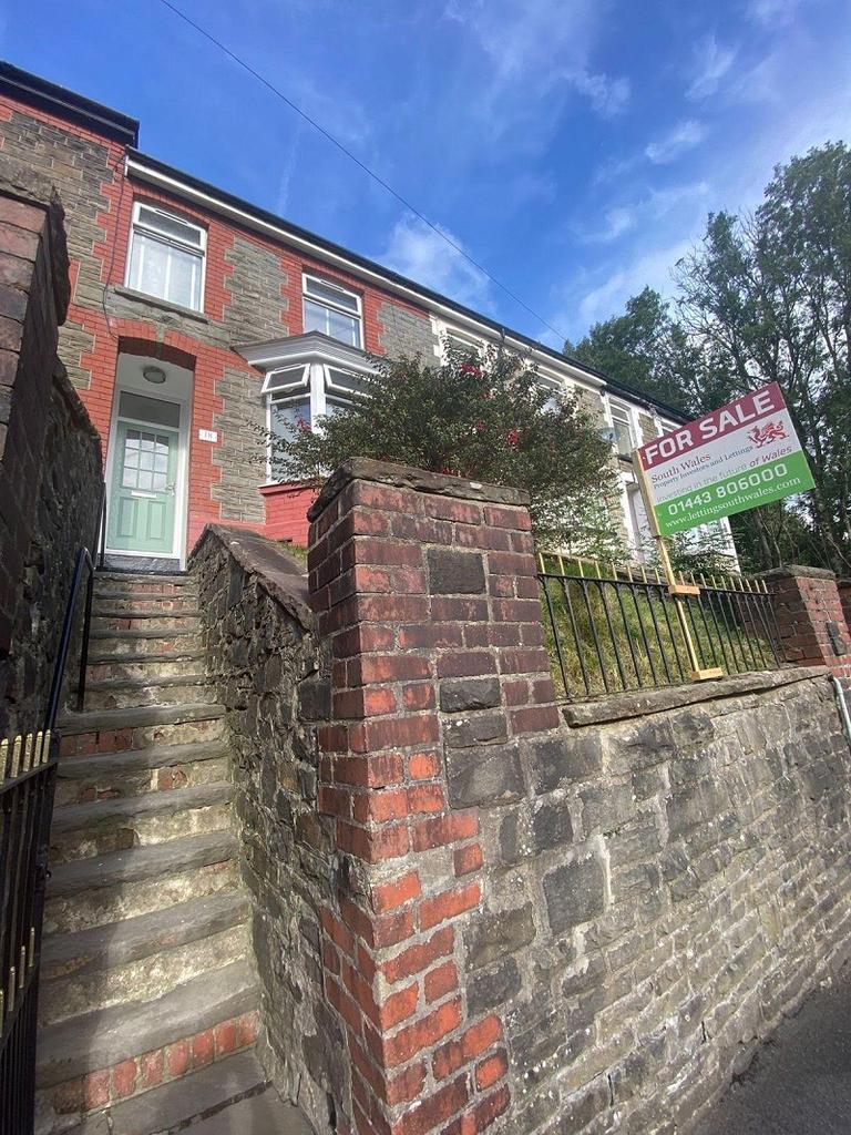 Clifton Street, Treorchy, Rhondda Cynon Taff. CF42 6UP 3 bed terraced