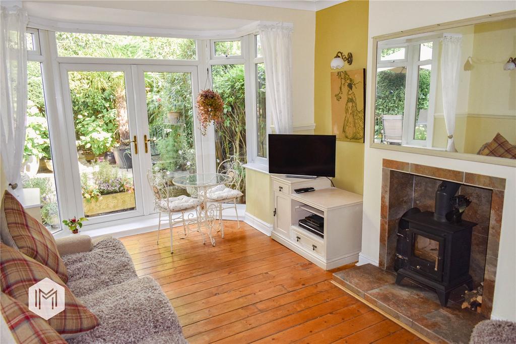 Maple Grove, Worsley, Manchester... 4 bed semidetached house £380,000