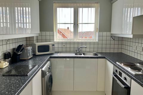 2 bedroom flat for sale - Plough Close, Lang Farm, Daventry NN11 0NX
