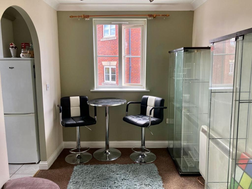 Lounge/dining room