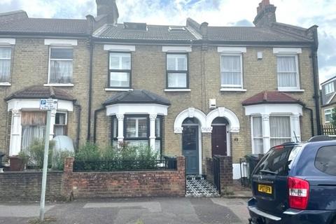 4 bedroom terraced house to rent, Canning Road, Walthamstow, E17