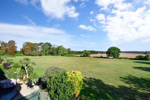 2 bedroom apartment for sale, Ford Road, Tortington Manor, Arundel, West Sussex