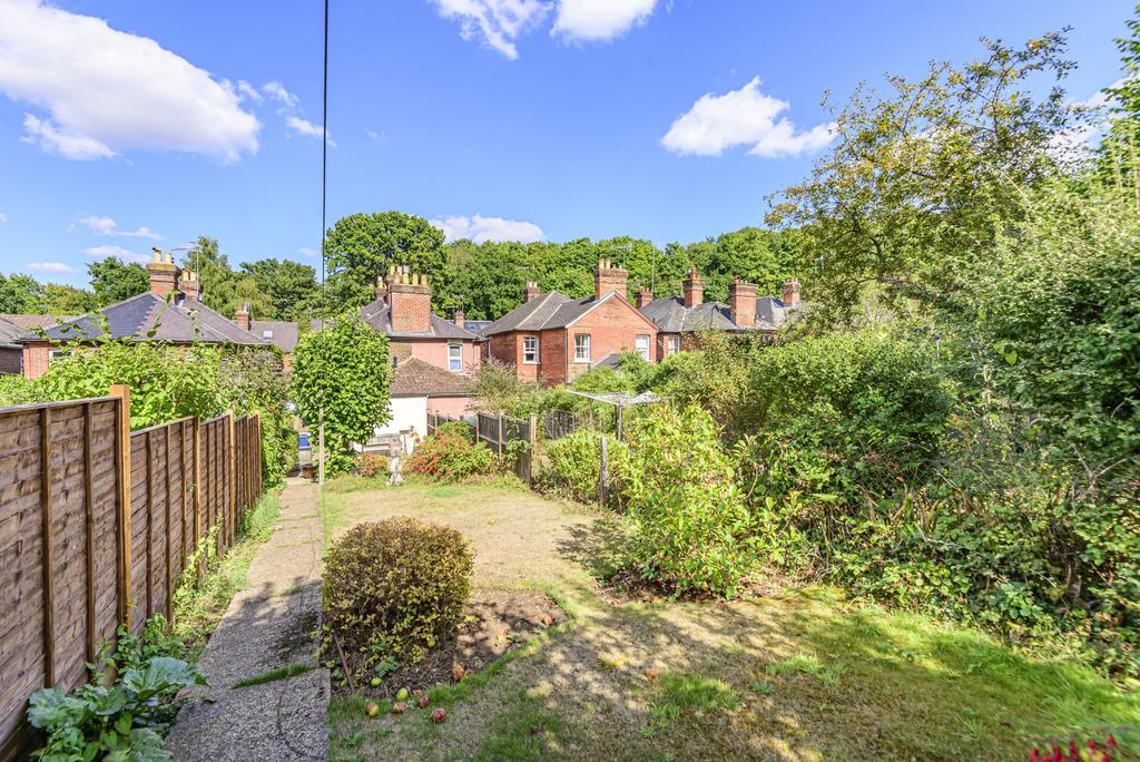 Town End Street, Godalming, GU7 3 bed semidetached house £550,000