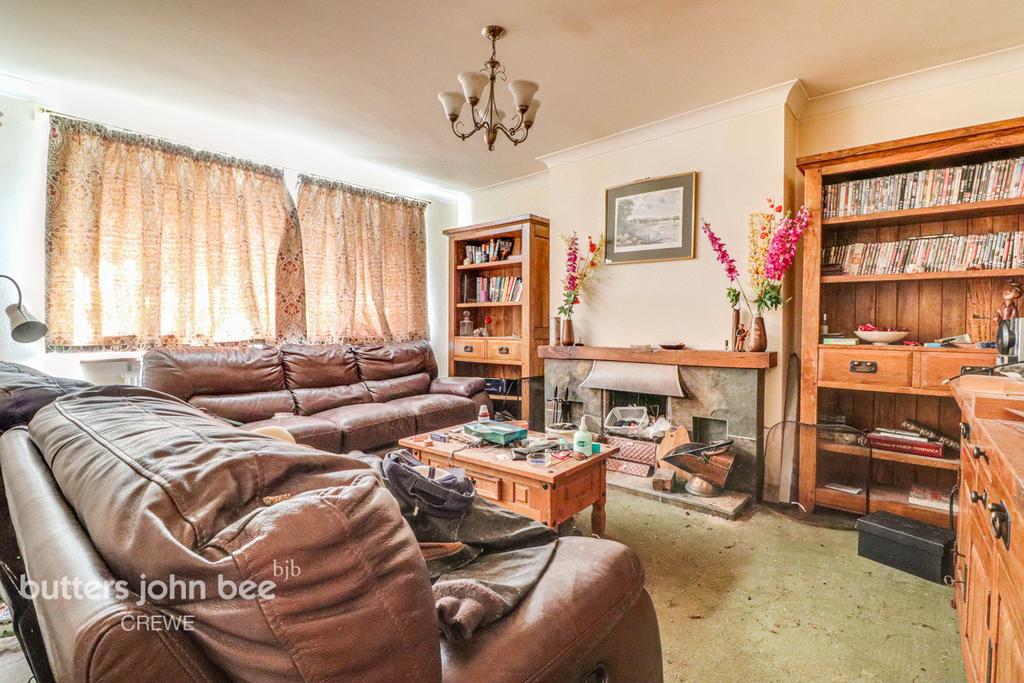 Fairview Avenue, Weston 3 bed detached bungalow £180,000