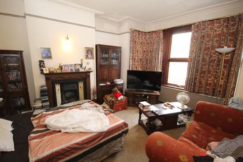 12 Locket Road, Wealdstone, Harrow, HA3 7LZ