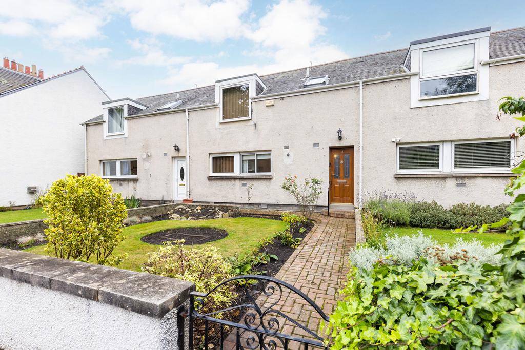 15 Millhill Lane, Musselburgh, EH21 7RD 2 bed terraced house £225,000