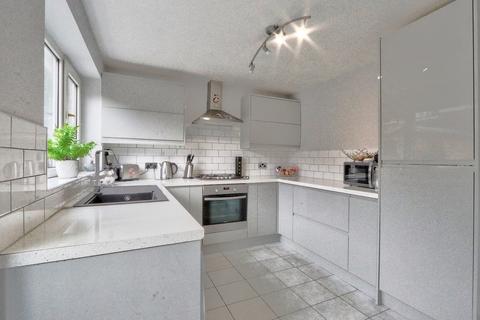 10 Bassenthwaite, Middlesbrough, TS5 8UE