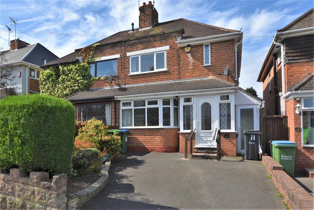 Lewis Road, Oldbury, West Midlands, B68 3 bed semidetached house £