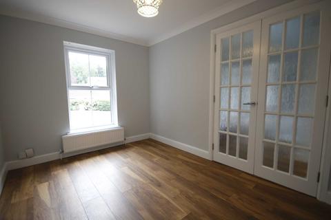 52 Cowslip Road, Broadstone, BH18 9QZ