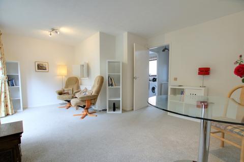 39 Falcon View, Winchester, SO22 4EP