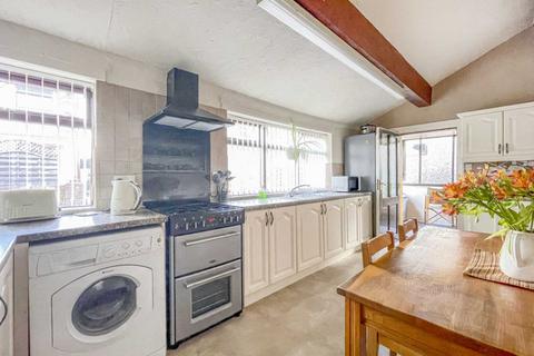 undefined, Hollinbank Lane, Heckmondwike