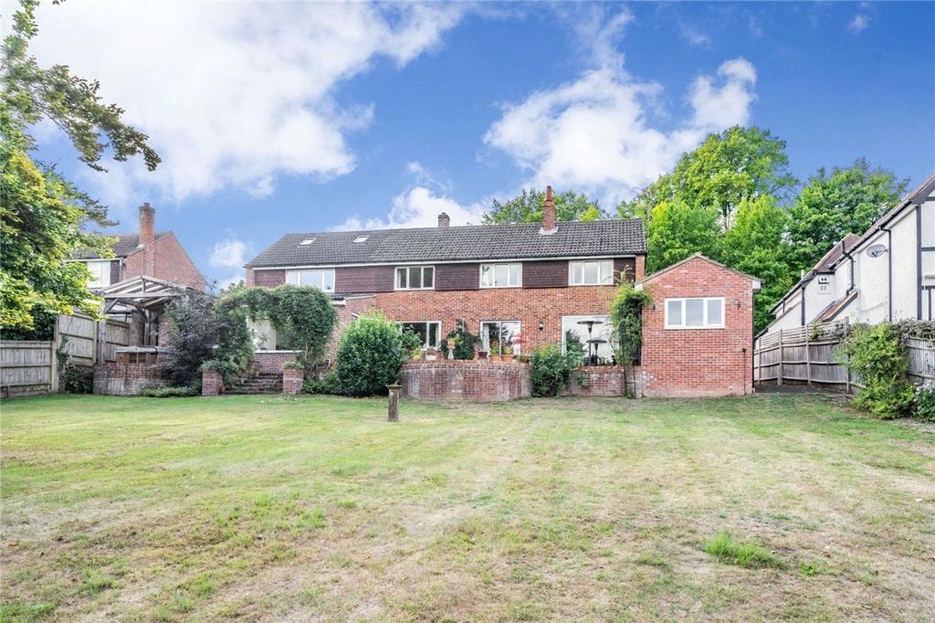 Fox's Lane, Kingsclere, Newbury... 4 bed detached house £1,000,000