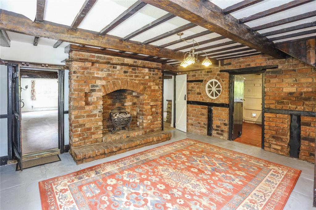 Station Road, Strines, Stockport, SK6 4 bed detached house £500,000