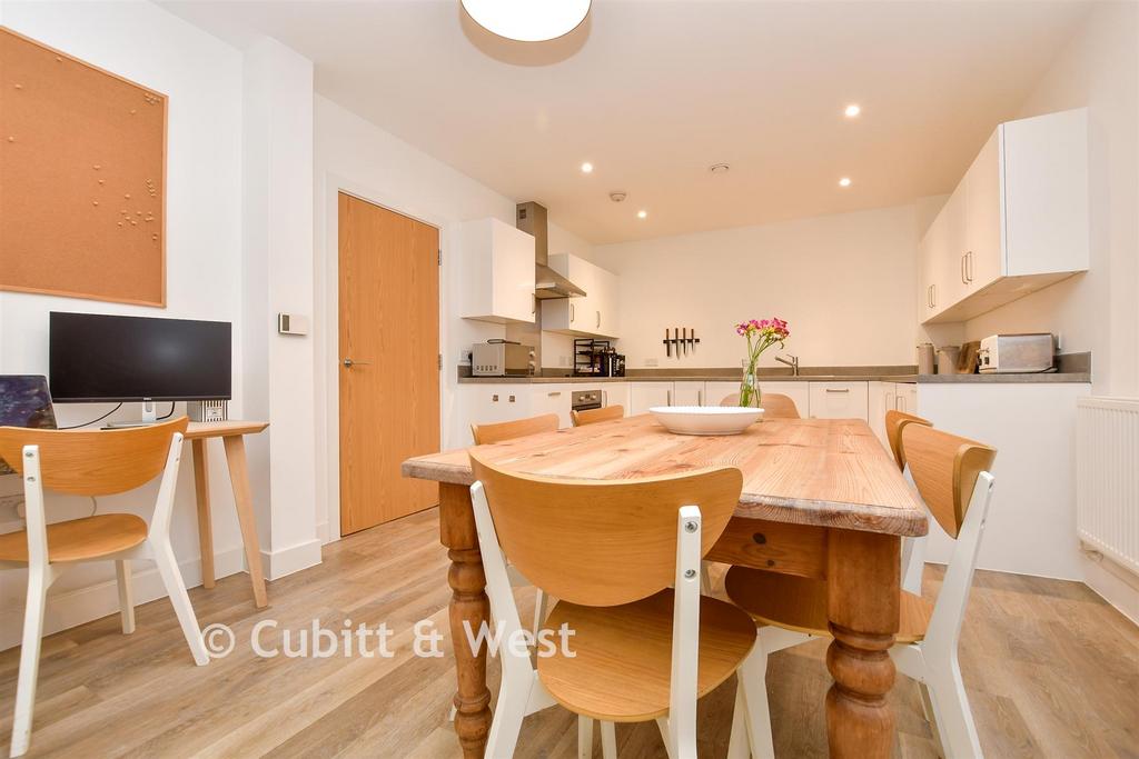 Kitchen / Lounge / Dining Room