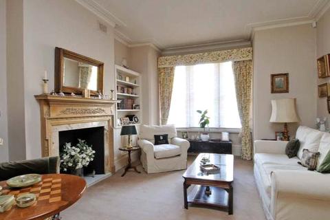 10 Alexandra Avenue, London, SW11 4DZ