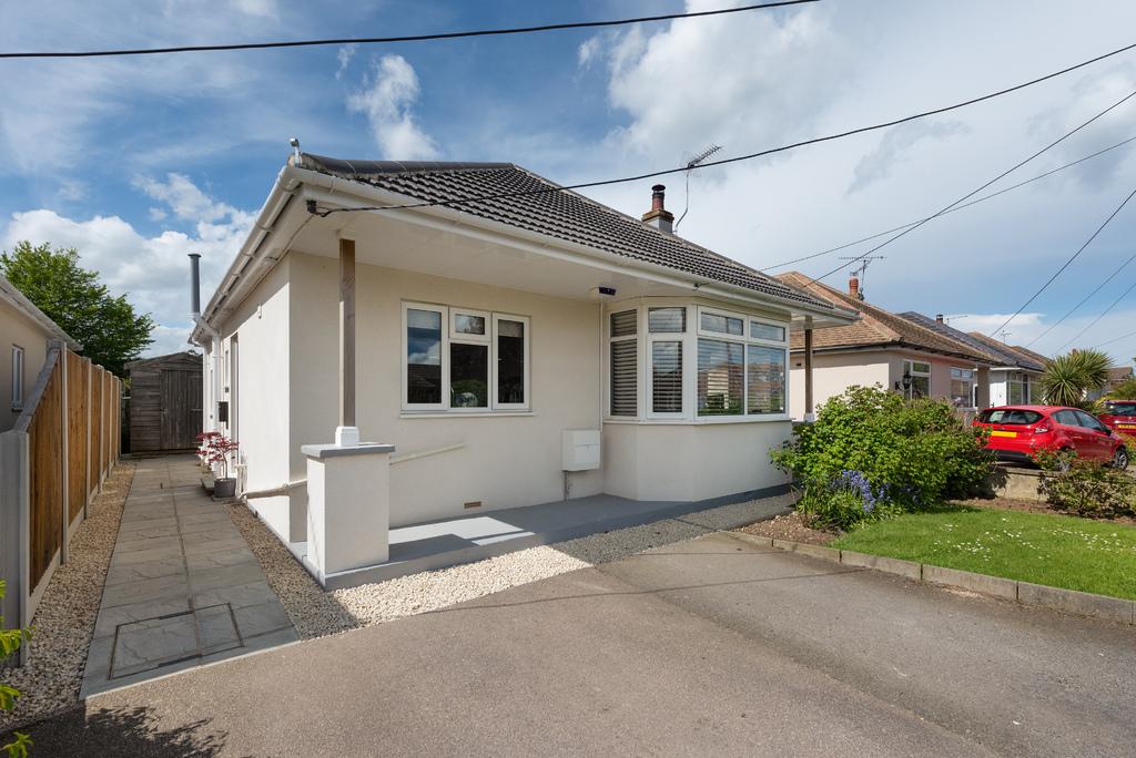 Kemp Road, Whitstable 2 bed detached bungalow £450,000