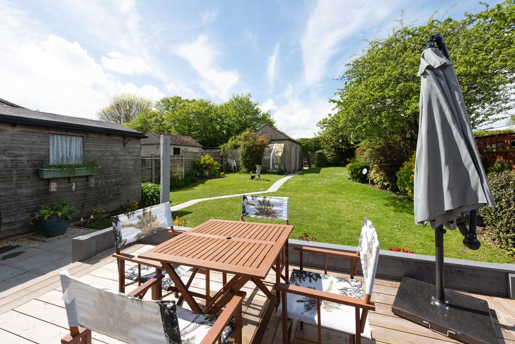 Kemp Road, Whitstable 2 bed detached bungalow £450,000