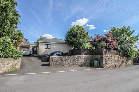 4 bedroom bungalow for sale, DRAYCOTT, CHEDDAR-STUNNINGLY PRESENTED THROUGHOUT