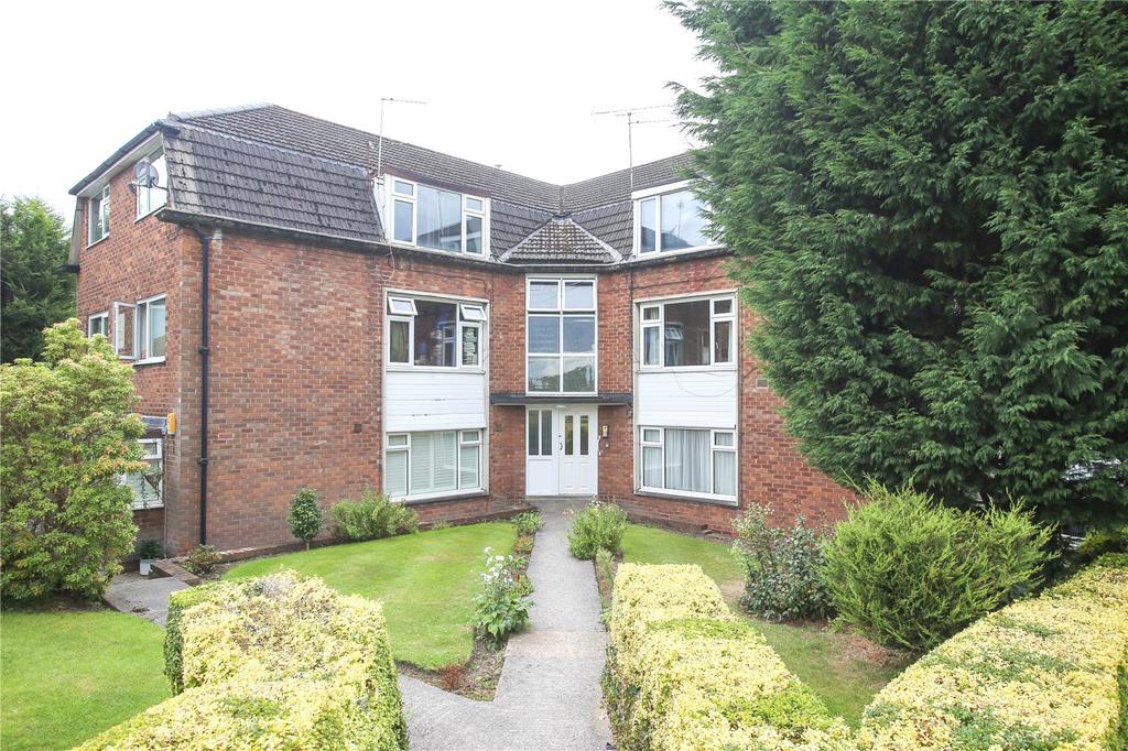 Sunnybank Avenue, Heaton Mersey... 2 bed flat £150,000