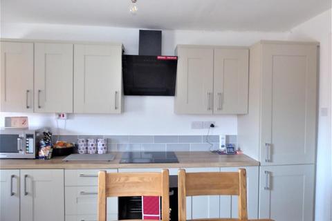 3 bedroom end of terrace house for sale - Cromwell Road, Grimsby, DN31 2DW