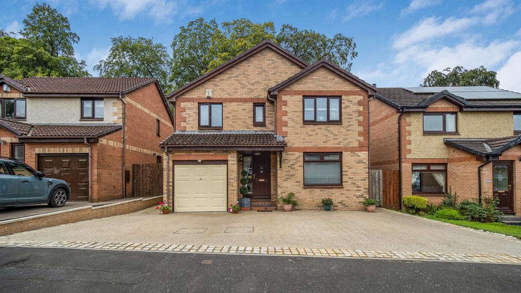 Aurs Glen, Barrhead G78 4 bed detached villa £275,000
