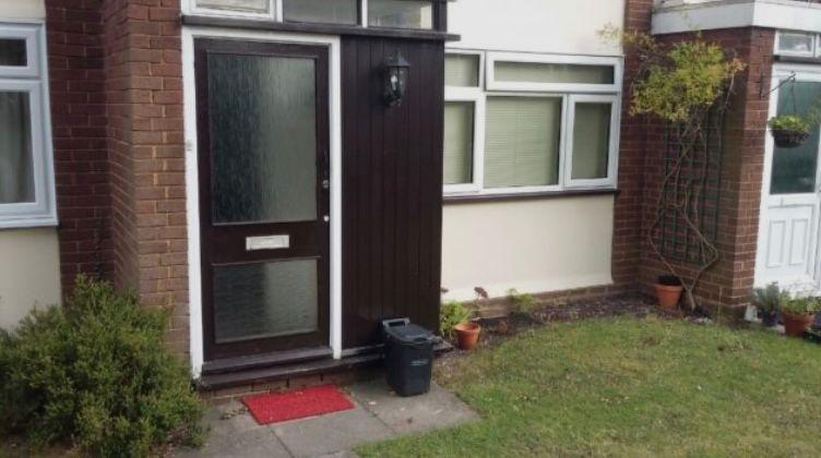 Beautiful Ground Floor One Bed Flat to Let in Hat