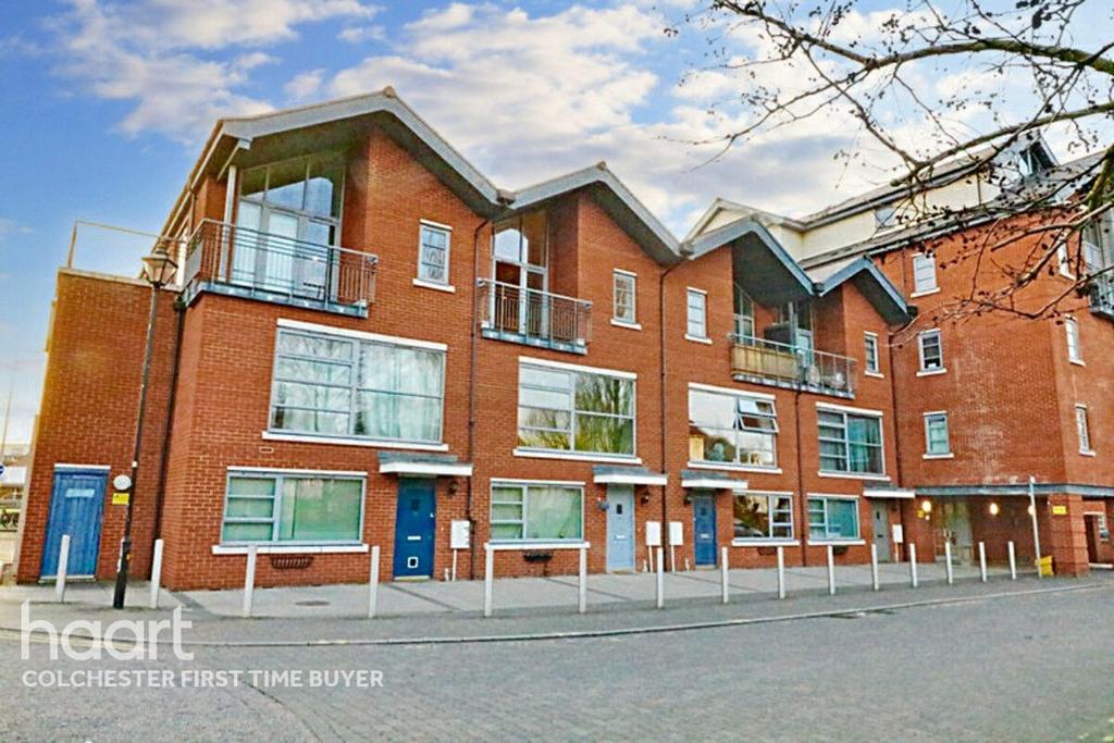 Rotary Way, Colchester 3 bed apartment for sale £250,000