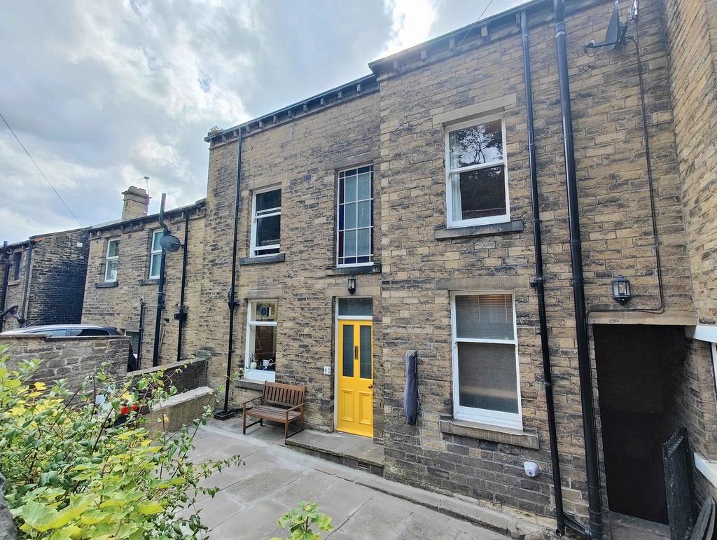 Elland Road, Brighouse HD6 4 bed terraced house for sale £275,000