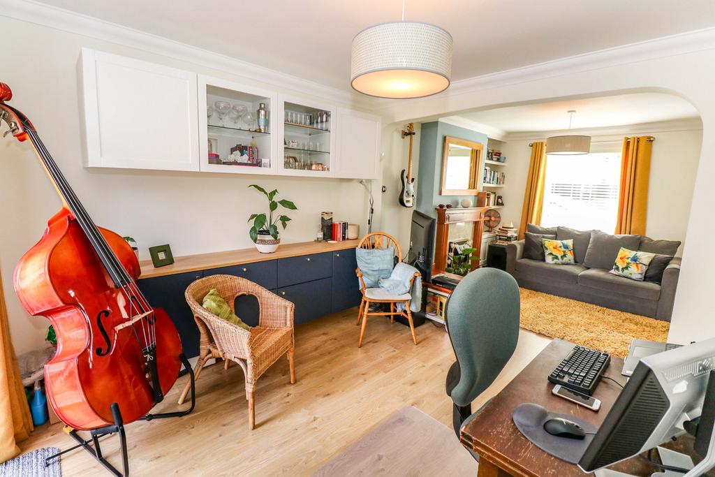 Temple Street, Rugby, CV21 2 bed terraced house £195,000