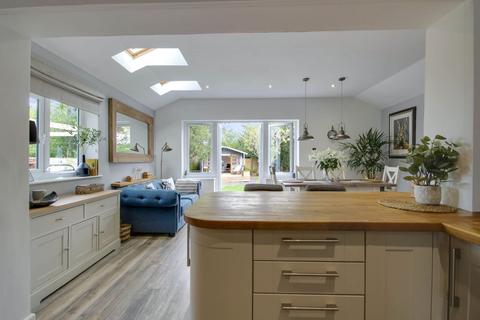 11 Allenstyle Way, Yelland, Barnstaple, EX31 3ED